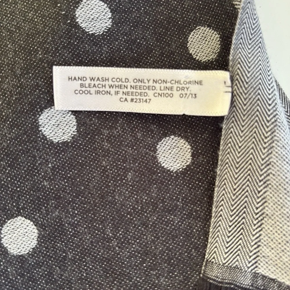 Talbots Reversible Black/Gray Large Poly wrap 28”X 72”